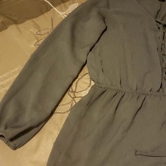 Forever 21 Shorts Romper - Picture 3 of 8